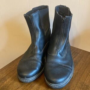 Gently used Tuffrider size 6.5